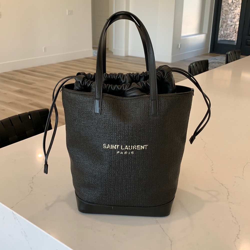 SAINT LAURENT bucket tote teddy medium Raffia